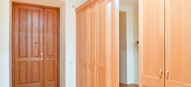 Glass Closet Door Repair in Burnaby, British Columbia